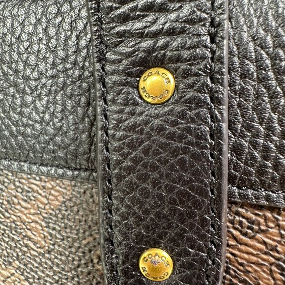 Coach Field Tote 2 Way Hand Shoulder With Horse /Carriage Print Style # 89143 - Picture 4 of 16